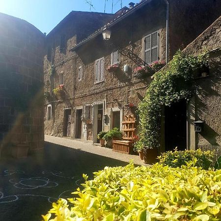 La Casa Dei Libri Villa Sutri Bagian luar foto